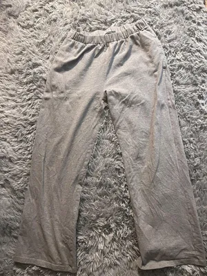 Anastasia Sweatpants thumbnail 2