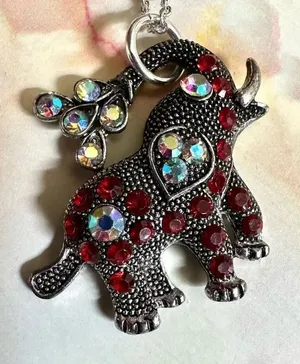 Silver tone rhinestone elephant pendant necklace thumbnail 1