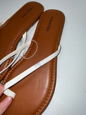 Maurices Ruby Sandals White Cognac Thong Flip Flops NWT thumbnail 4
