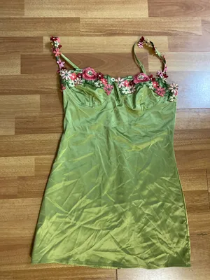 Dress thumbnail 1