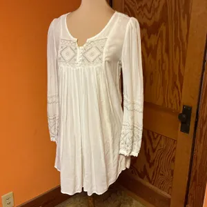 Mollorello White Embroidered Boho Tunic Top Peasant Babydoll Blouse Cottagecore thumbnail 8