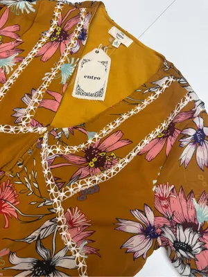entro Mustard Floral V-Neck Mini Dress size M thumbnail 9