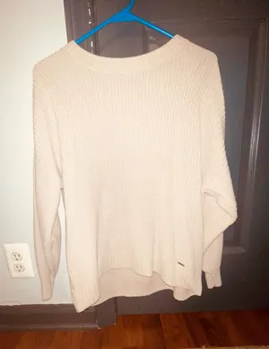 Hollister sweater cream size small thumbnail 1