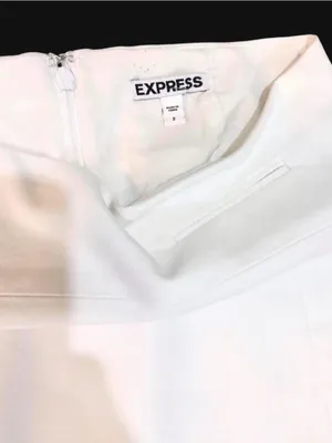 Express White Pencil Skirt with back Zipper Closure & Slit Size: 2 thumbnail 6