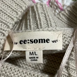 eesome women's size med/large drop shoulder striped pullover cream sweater thumbnail 7