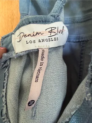 Denim Blvd Los Angeles Ruffle Strappy Denim Romper Light Wash Medium M Stretch thumbnail 8