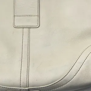 Coach vintage3653 Soho Y2k Double Pocket Buckle Flap Cream Leather Shoulder Bag thumbnail 7