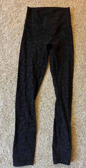 Lululemon Camo Leggings Align 25" thumbnail 1