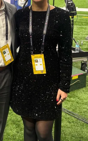 Black Dress thumbnail 1