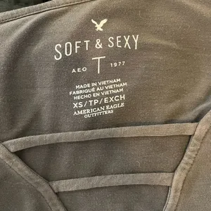 American Eagle Soft & Sexy Gray Long Sleeve Tee Size XS thumbnail 5