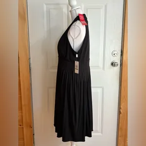 Calvin Klein Black Padded Halter N-Neck Dress size 14 NWT Zipper Back. thumbnail 3