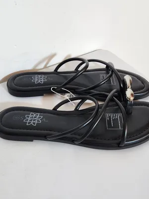 Serra Black Strappy Faux Leather Sandals Silver Tone Accent Size 8 NWT thumbnail 2