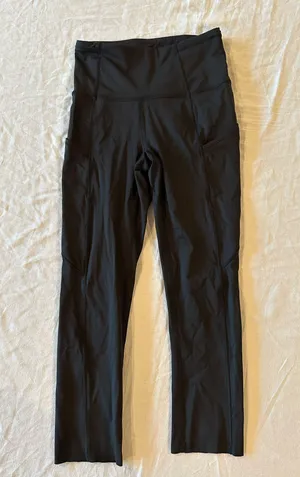 Lululemon Black Leggings Capri Women’s thumbnail 1