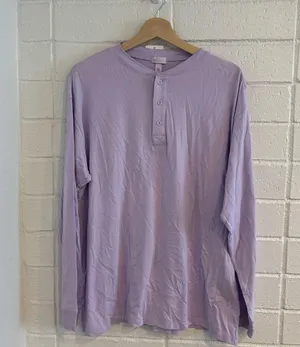 NWT SKIMS boyfriend longsleeve Henley shirt in lily thumbnail 4