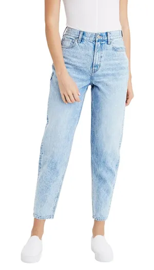 American Eagle Relaxed Mom Jeans Light Wash Size 4 Long thumbnail 1
