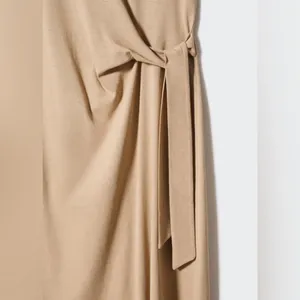 NWT Mango Bow cut-out detail dress thumbnail 2