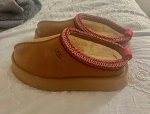 UGG Platform s thumbnail 1