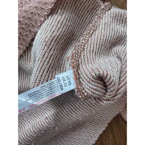Out From‎ Under Urban Outfitters Cropped Turtleneck Sweater Dusty Rose XS thumbnail 4