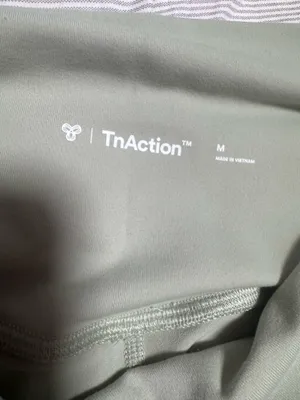 Aritzia TNAction leggings Medium thumbnail 9