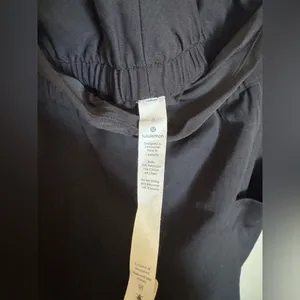 Lululemon Trip Taker Skirt Size 8‎ in Black thumbnail 5