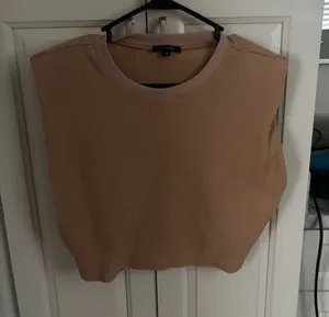 Boutique Top Brown Size M thumbnail 1
