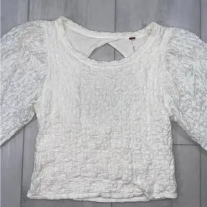 White lace long sleeve top thumbnail 2