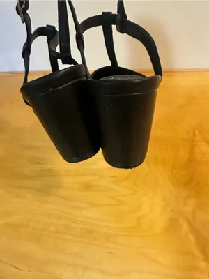 Amazon Black Strappy Block Heel Slingback Black Pumps Size 7 thumbnail 4