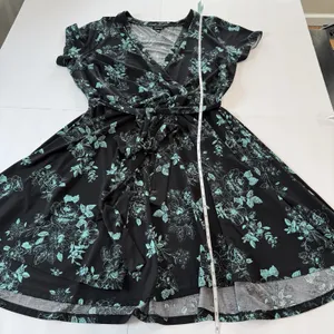 Torrid Black Aqua Floral Jersey Knit Faux Wrap Surplice Dress‎ Size 2X thumbnail 8