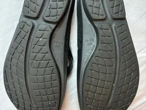 OOFOS OOlala Black Thong Recovery Sandals Flip Flops Women’s 9 thumbnail 9