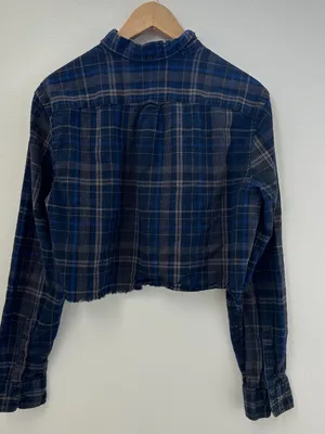 Cropped Blue Plaid Button thumbnail 8