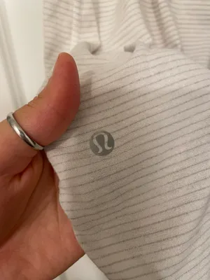 Lululemon Tank thumbnail 4