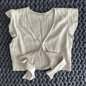 Abercrombie & Fitch Tie-Front Top thumbnail 8