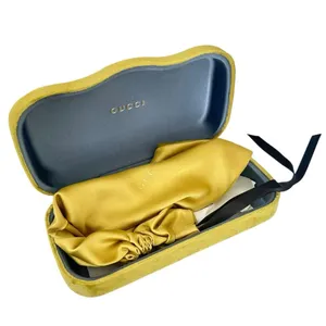 Gucci Cat Eye Crystal Sunglasses Black RARE thumbnail 10