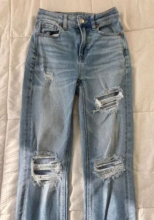 American Eagle Jeans thumbnail 1