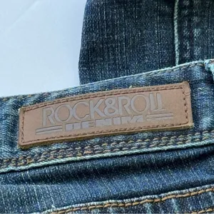 Rock&Roll Mid Rise Bootcut Cowgirl Jeans 27X32 thumbnail 4