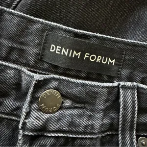 Aritzia Denim Forum The Farrah Hi-rise Cargo Jean Size 24 thumbnail 13