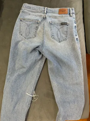 Calvin Klein 90s Mid-Rise Jeans  thumbnail 6