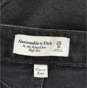 Abercrombie Curve Love High Rise 90s Relaxed Jeans thumbnail 6