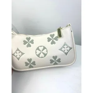 Cute NWOTs Women’s Purse White thumbnail 3
