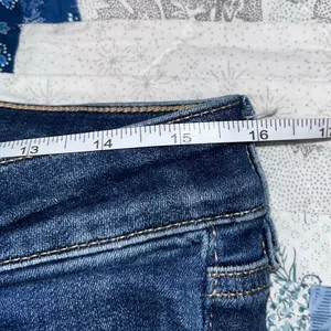 American Eagle Next Level Distressed High-Waisted Jeggings thumbnail 6