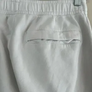 Nike Club Fleece Joggers Womens Small White Sweatpants Embroidered Swoosh - flaw thumbnail 9
