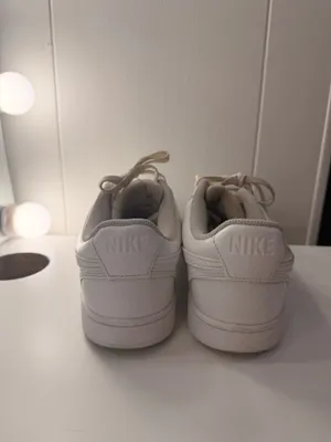 Nike Court Vision Low Triple White Low-Top Sneakers thumbnail 4