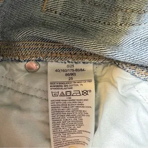 Gap denim button fly high rise cheeky shorts size 0/25 Denim thumbnail 10