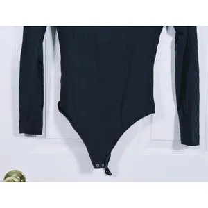 Abercrombie & Fitch Sweetheart Long Sleeve Bodysuit Medium Black Layer Minimal thumbnail 5