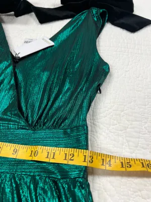 Sugarlips Liquid Satin Emerald Green Metallic Maxi Dress thumbnail 10