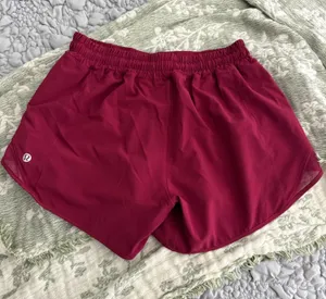 Lululemon Shorts Hotty Hot thumbnail 1