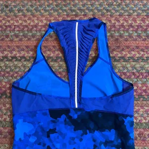 NWOT LULULEMON BLUE VENT IT OUT SINGLET ATHLETIC TANK thumbnail 7