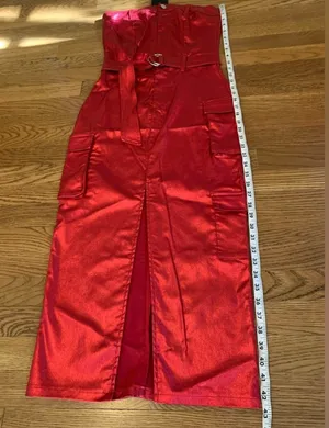 Metallic red strapless midi dress featuring a matching belt and a front slit thumbnail 11