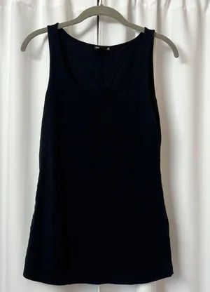 Basic Black Scoop Neck Minimalist Cotton Tank Top Size Small thumbnail 2