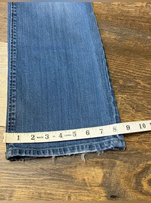 Vintage Y2K American Eagle True Boot Jeans Low Rise Womens 8 Blue Denim Distress thumbnail 2